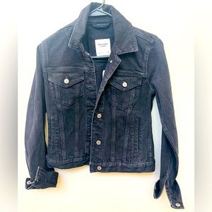 NWT Abercrombie & Fitch Black Washed Jean Jacket.         Size X-Small
